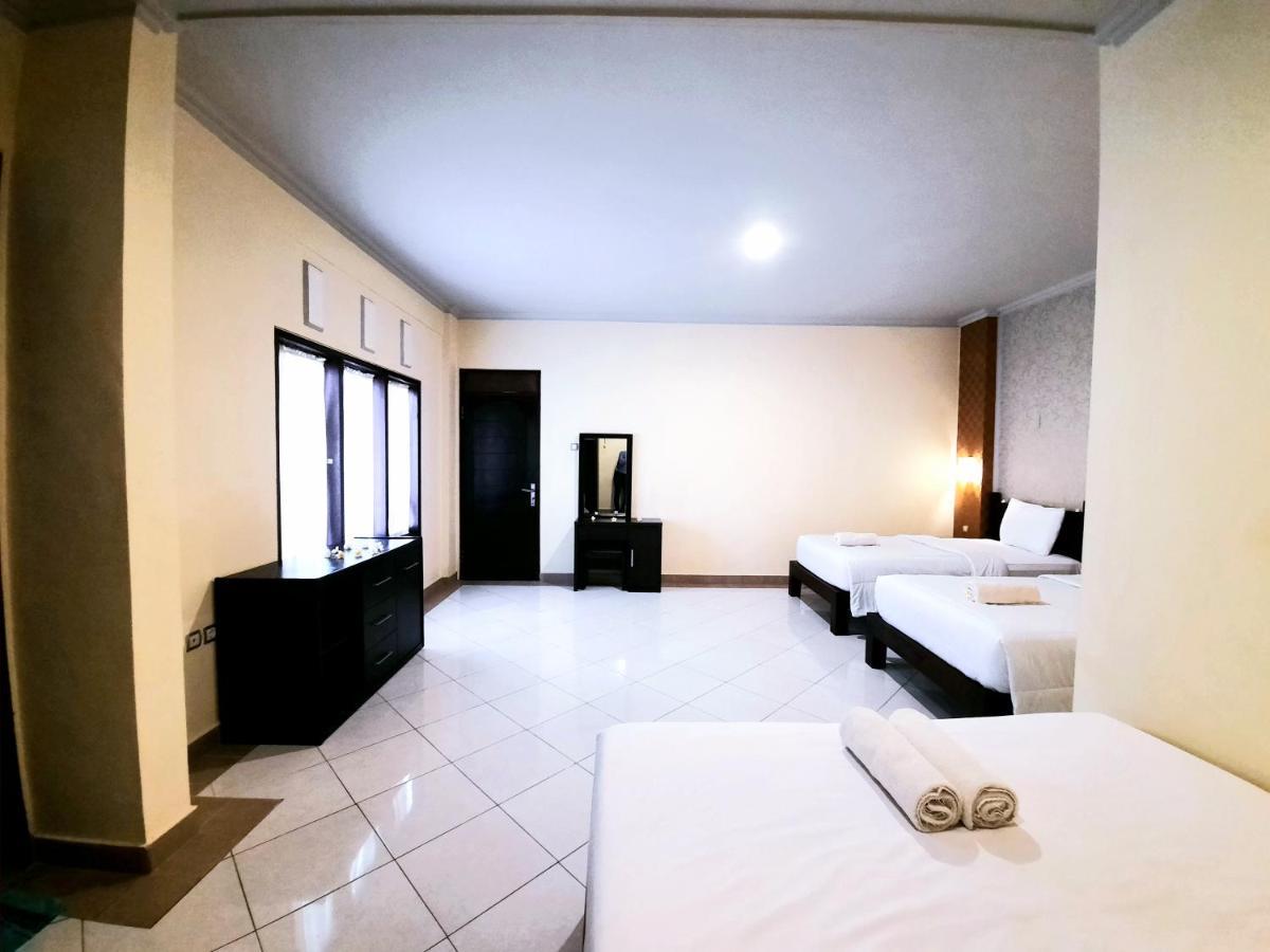 Ganggas Homestay Jimbaran Екстериор снимка