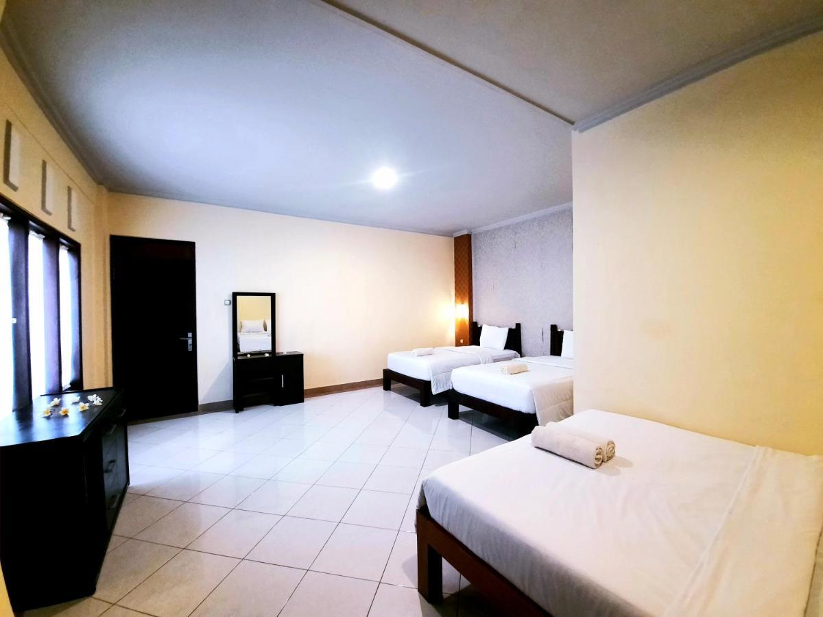 Ganggas Homestay Jimbaran Екстериор снимка
